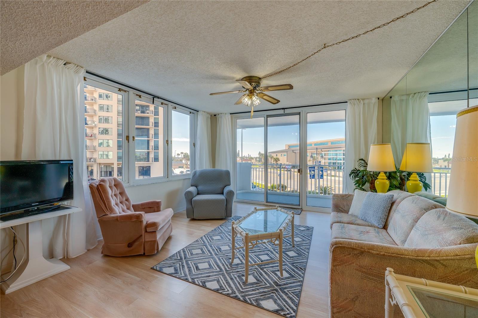 Image 14 of 38 For 3047 Atlantic Avenue 201