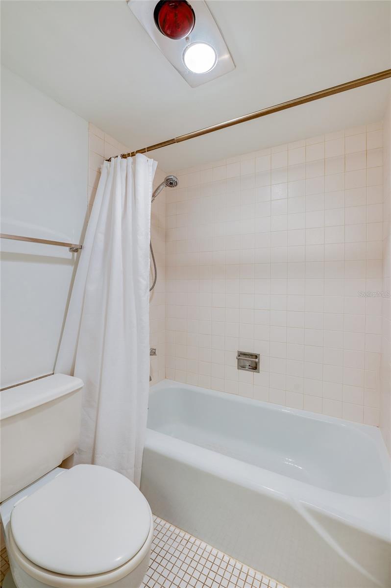 Image 27 of 38 For 3047 Atlantic Avenue 201