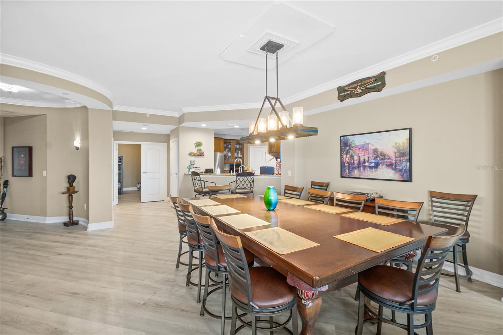 Image 17 of 63 For 3703 Atlantic Avenue 1004