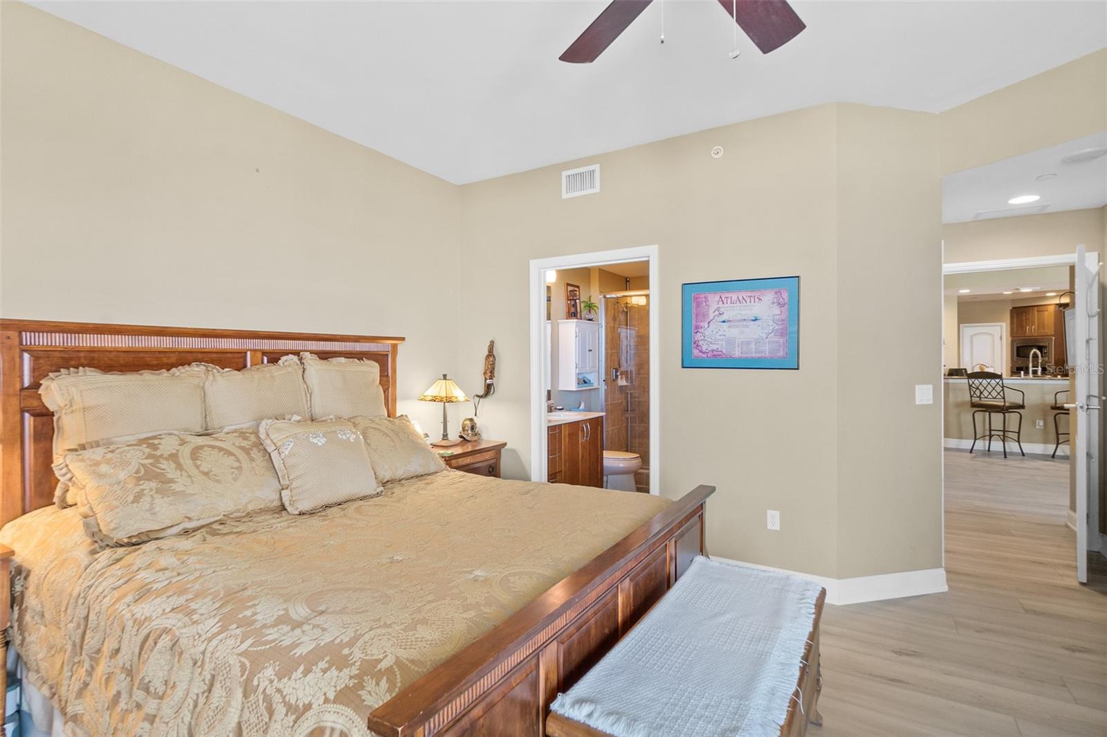 Image 22 of 63 For 3703 Atlantic Avenue 1004