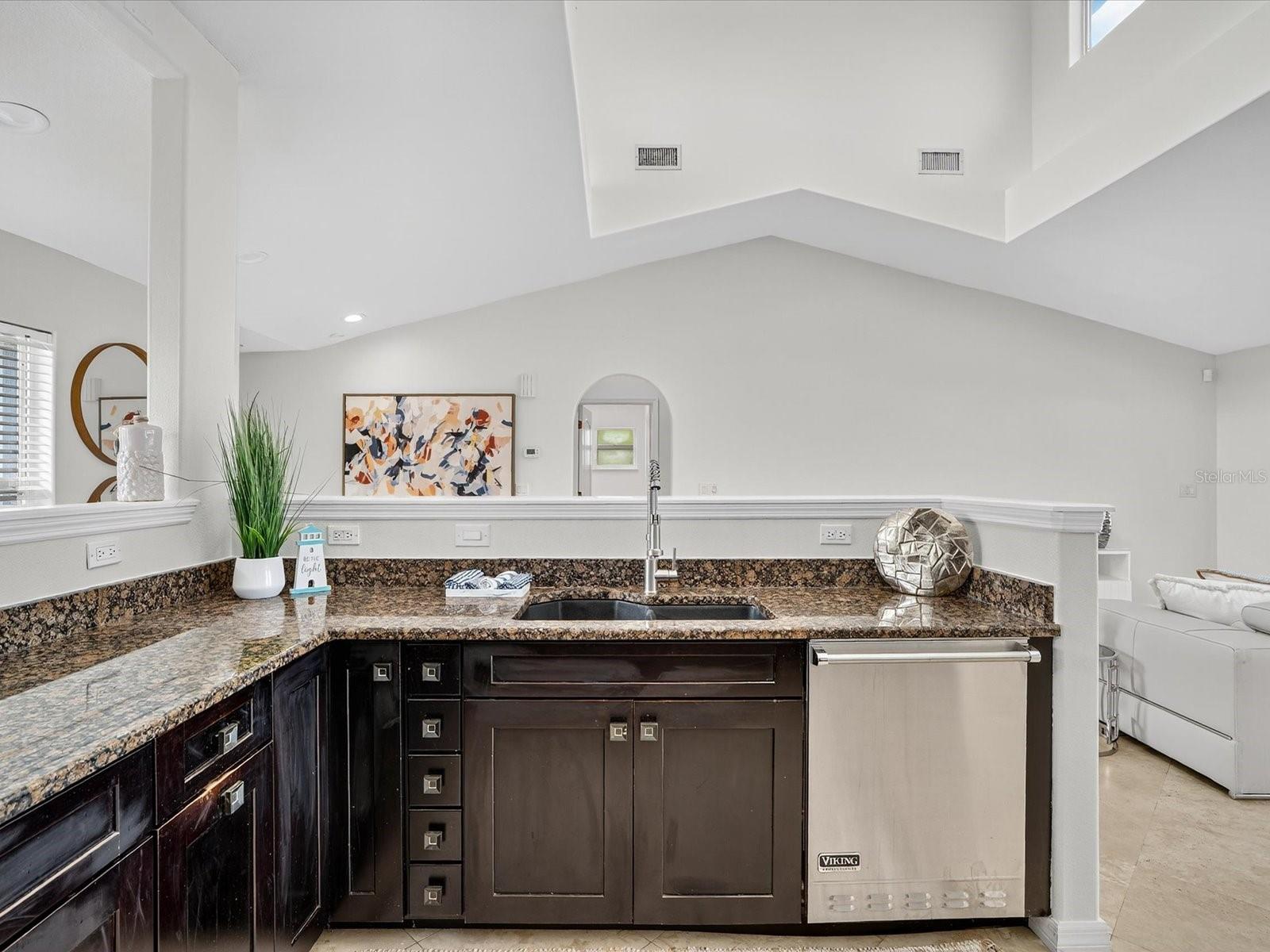 Image 12 of 55 For 4707 Atlantic Avenue