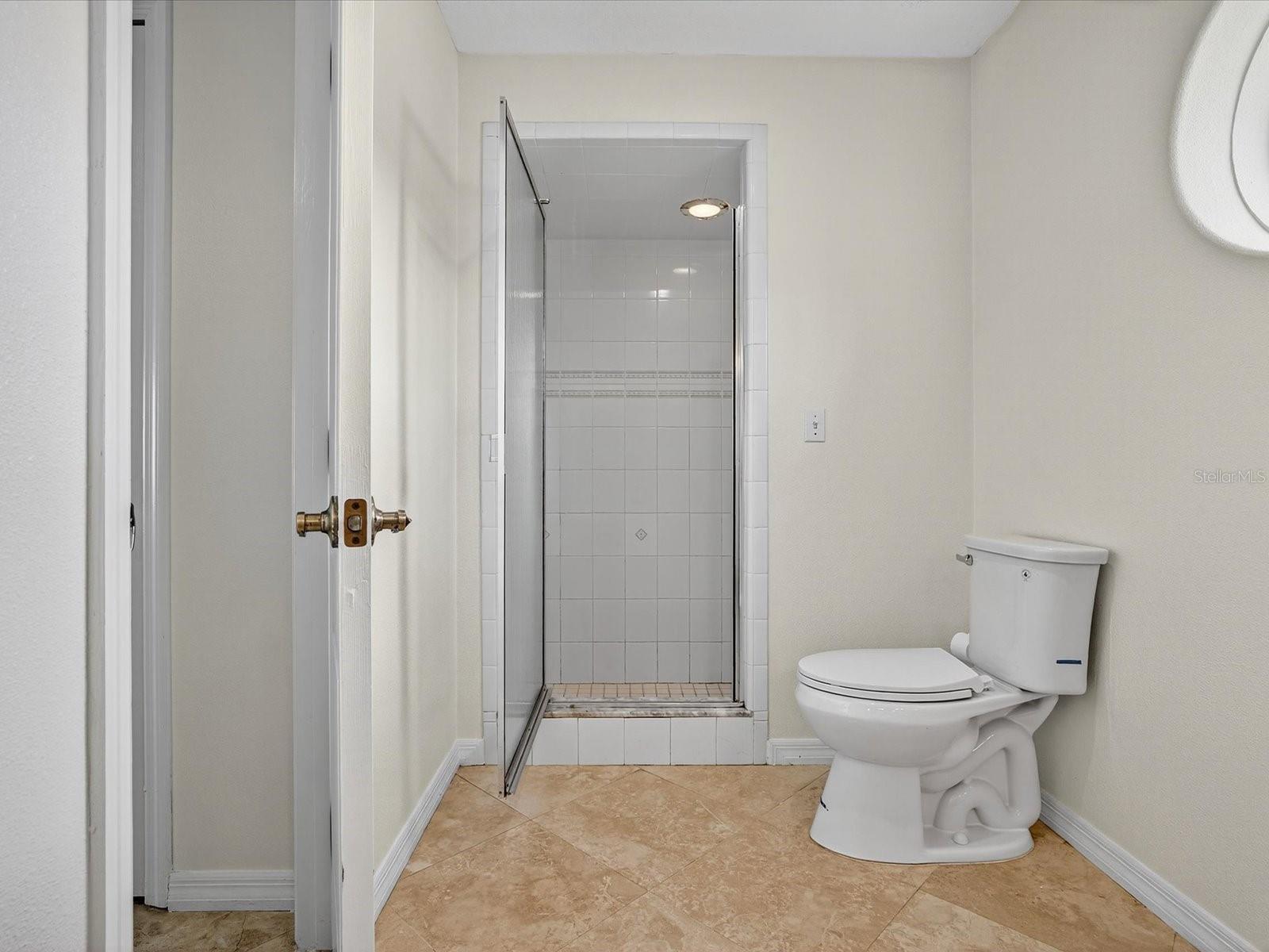 Image 27 of 55 For 4707 Atlantic Avenue