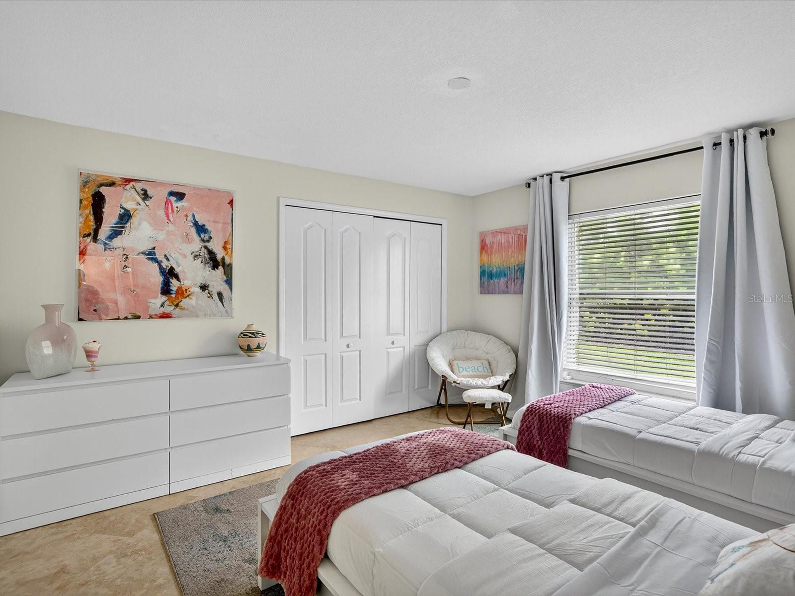 Image 33 of 55 For 4707 Atlantic Avenue