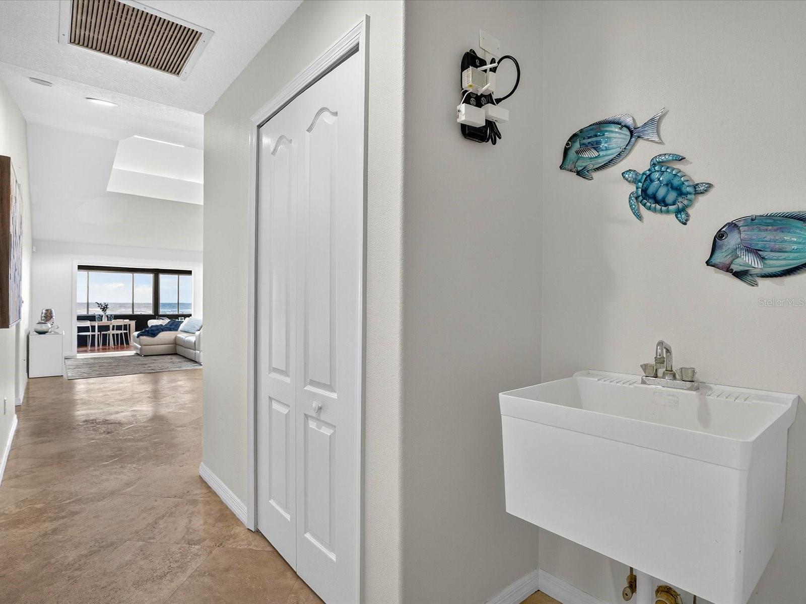 Image 35 of 55 For 4707 Atlantic Avenue