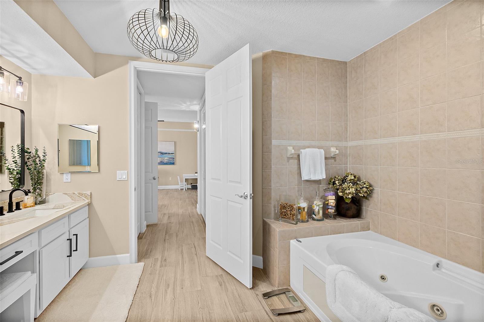 Image 40 of 64 For 2855 Atlantic Avenue 304