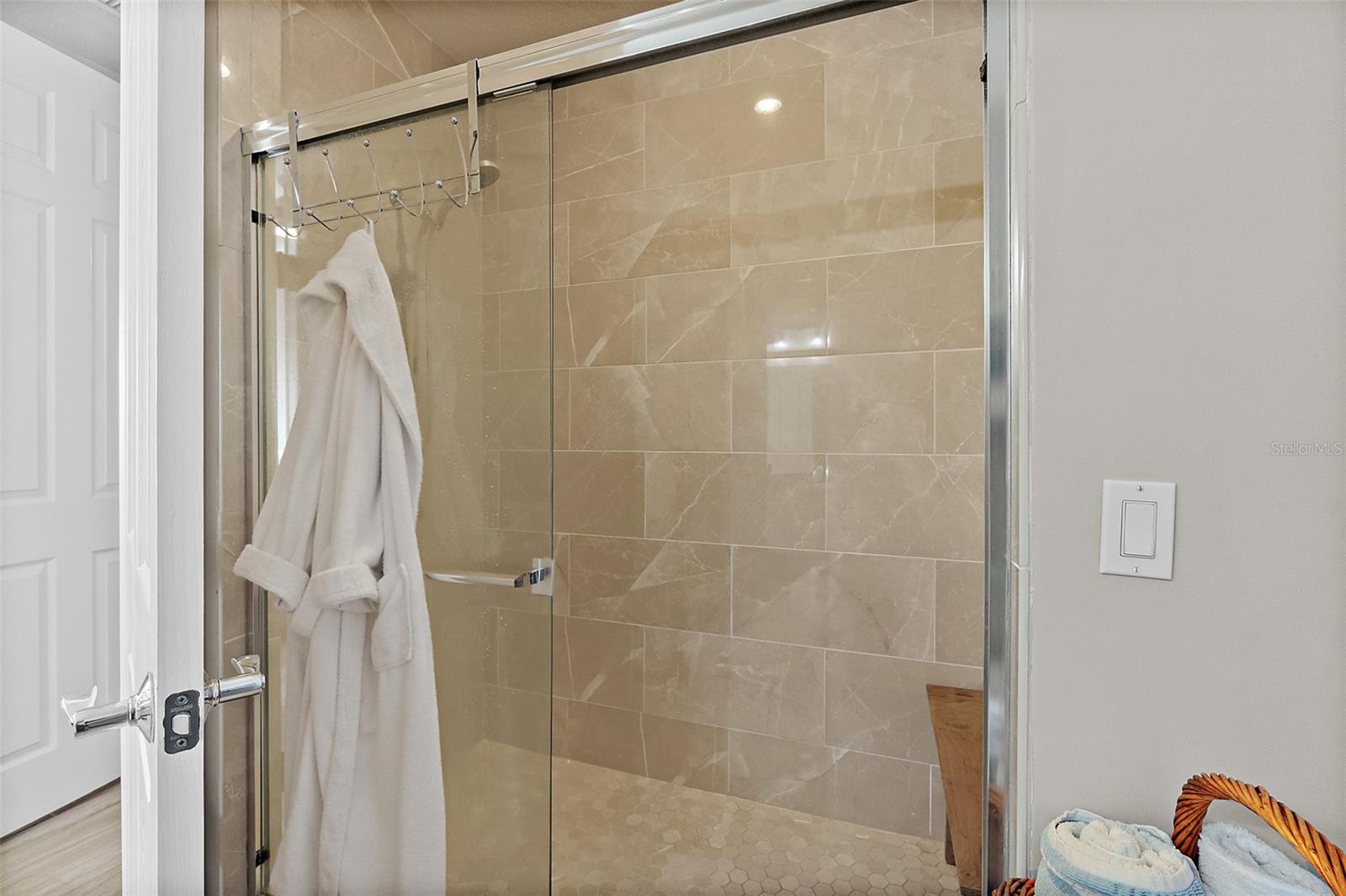 Image 41 of 64 For 2855 Atlantic Avenue 304