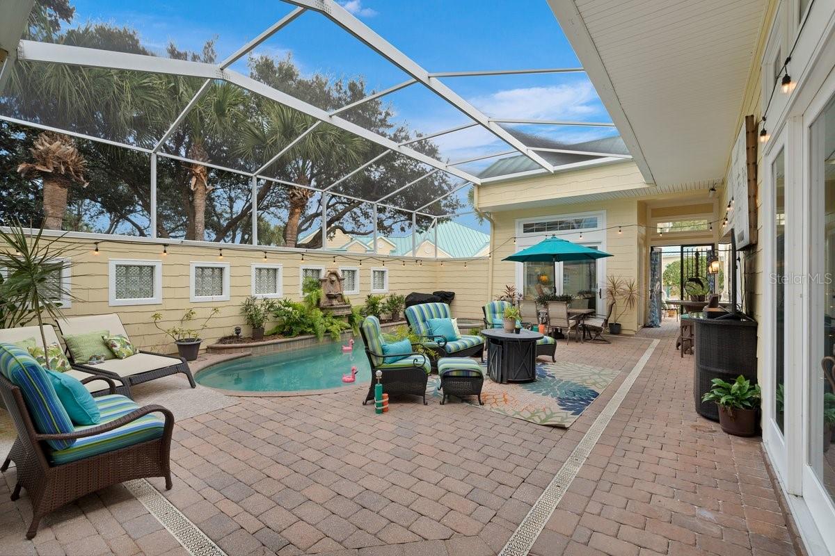 Image 13 of 92 For 4606 Oak Hammock Court 4606