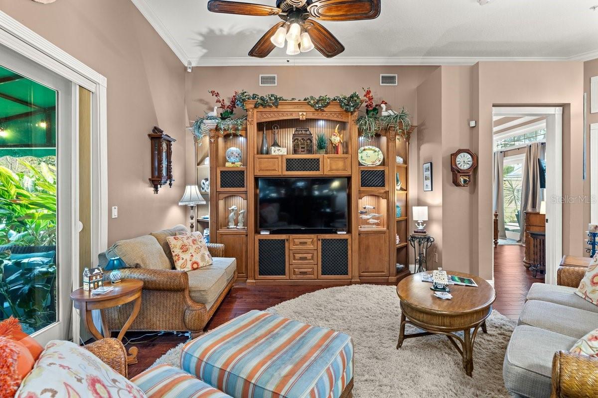 Image 20 of 92 For 4606 Oak Hammock Court 4606