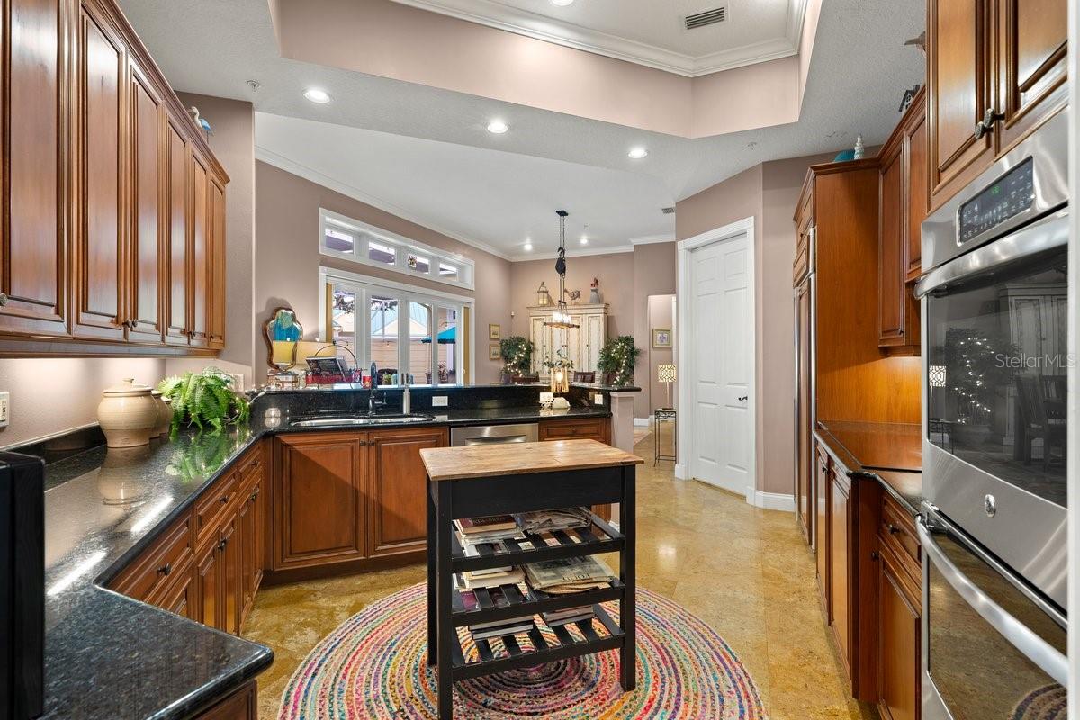 Image 25 of 92 For 4606 Oak Hammock Court 4606