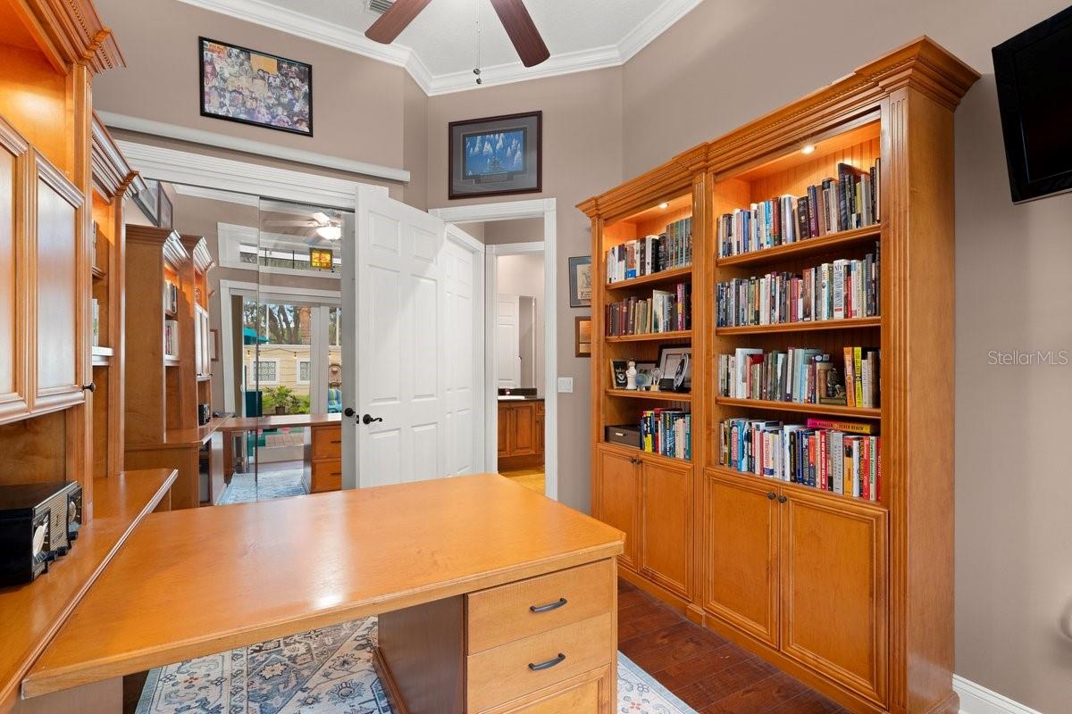 Image 54 of 92 For 4606 Oak Hammock Court 4606