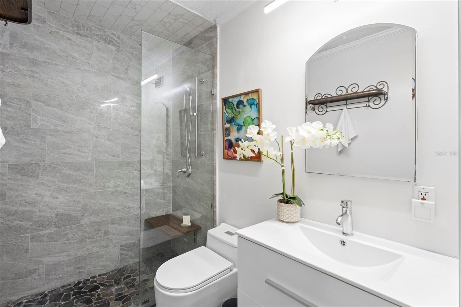 Image 15 of 33 For 851 Pennsylvania Avenue