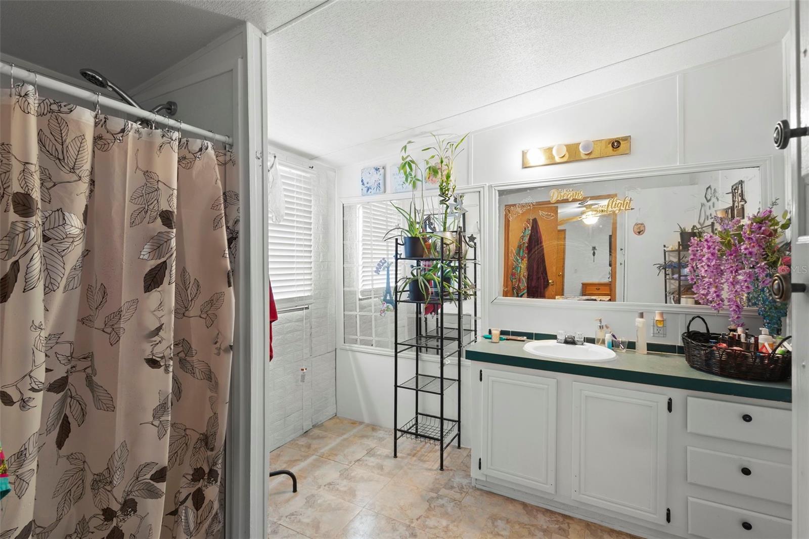 Image 16 of 29 For 122 Leisure World Drive N