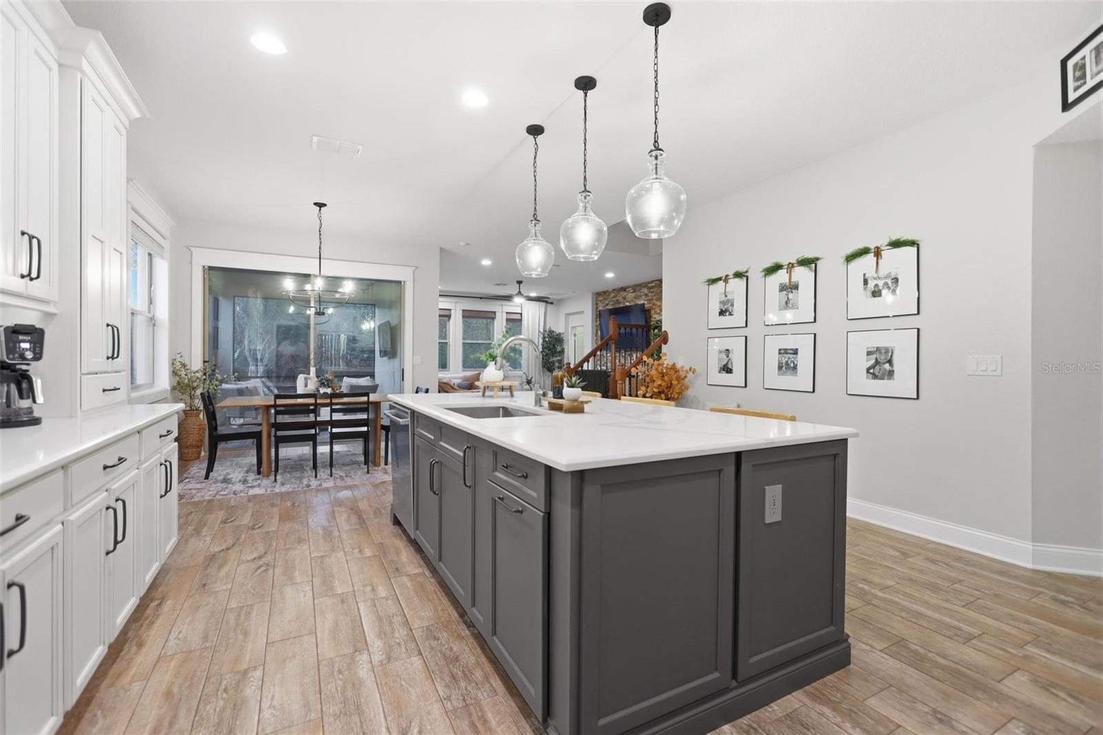 Image 13 of 51 For 162 Ancona Avenue