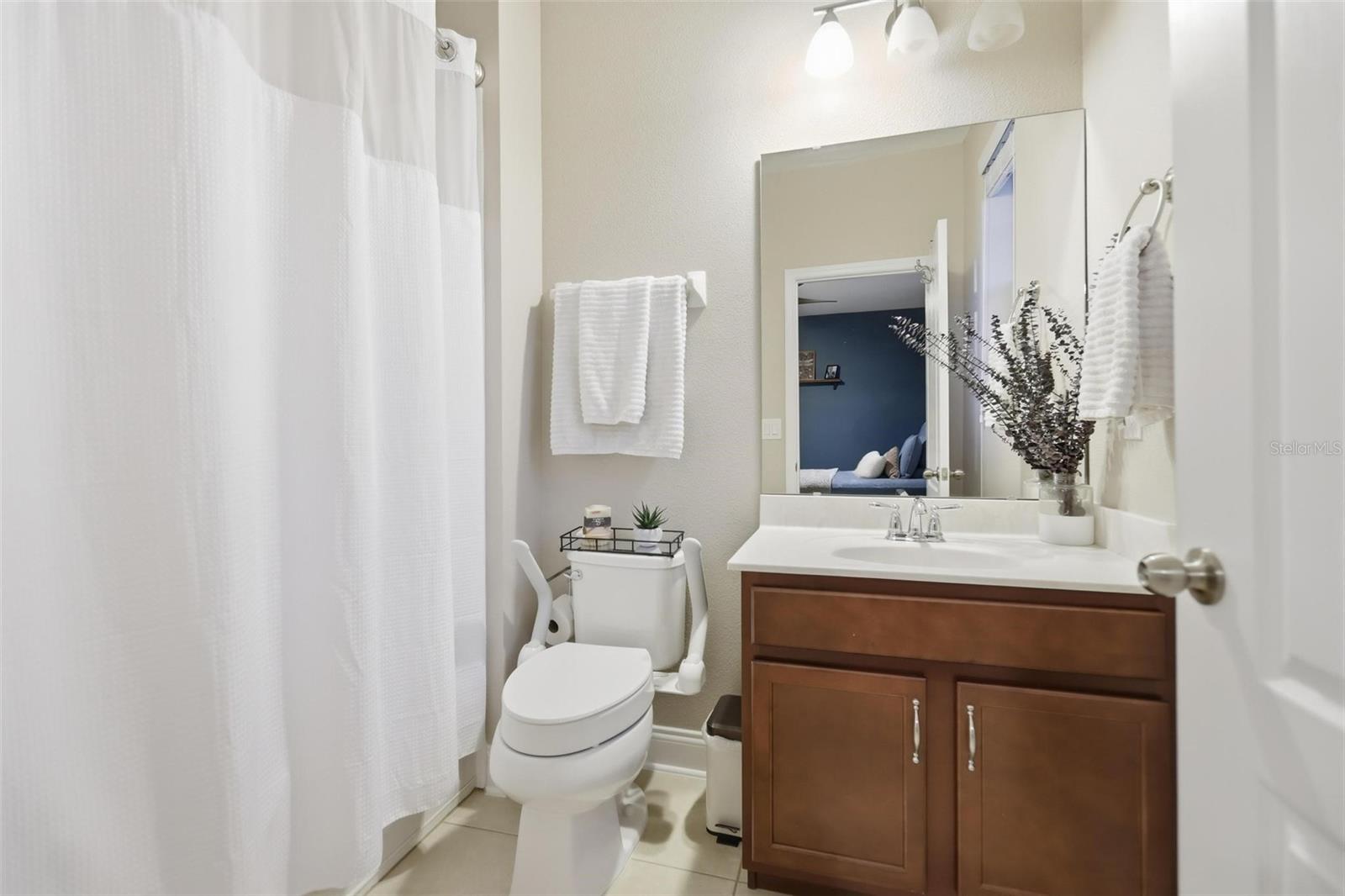 Image 40 of 51 For 162 Ancona Avenue