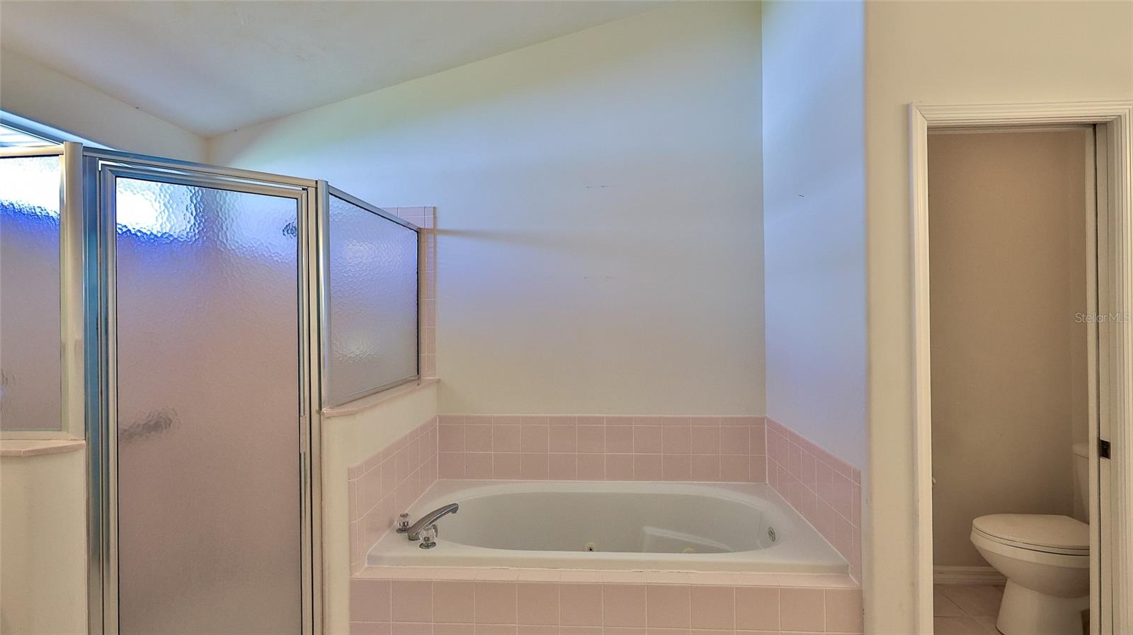 Image 17 of 33 For 6125 Sabal Point Circle