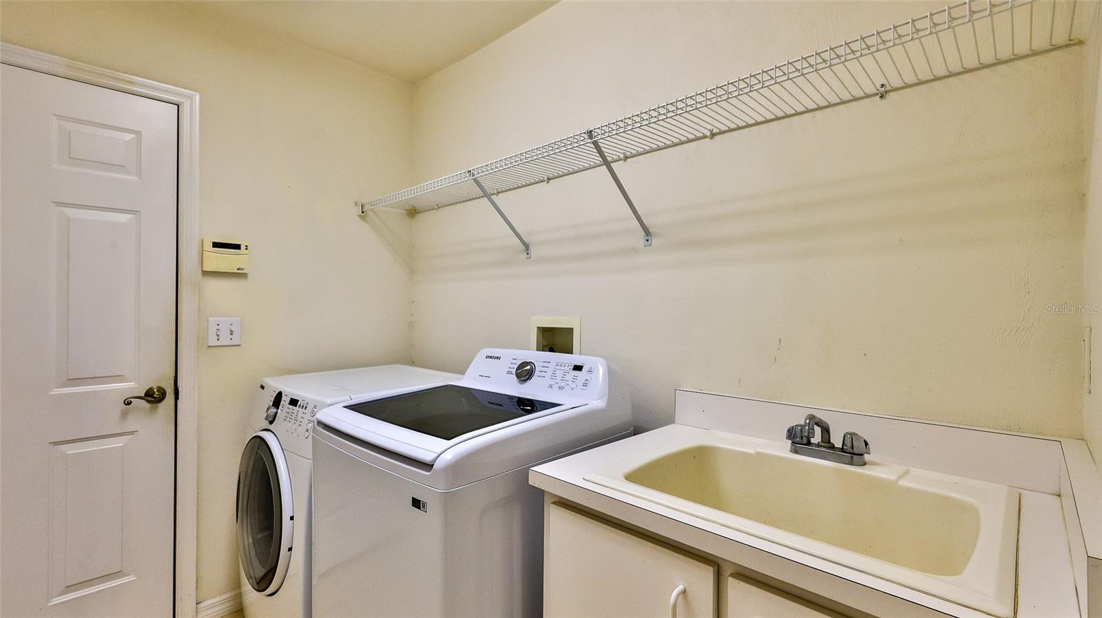 Image 24 of 33 For 6125 Sabal Point Circle