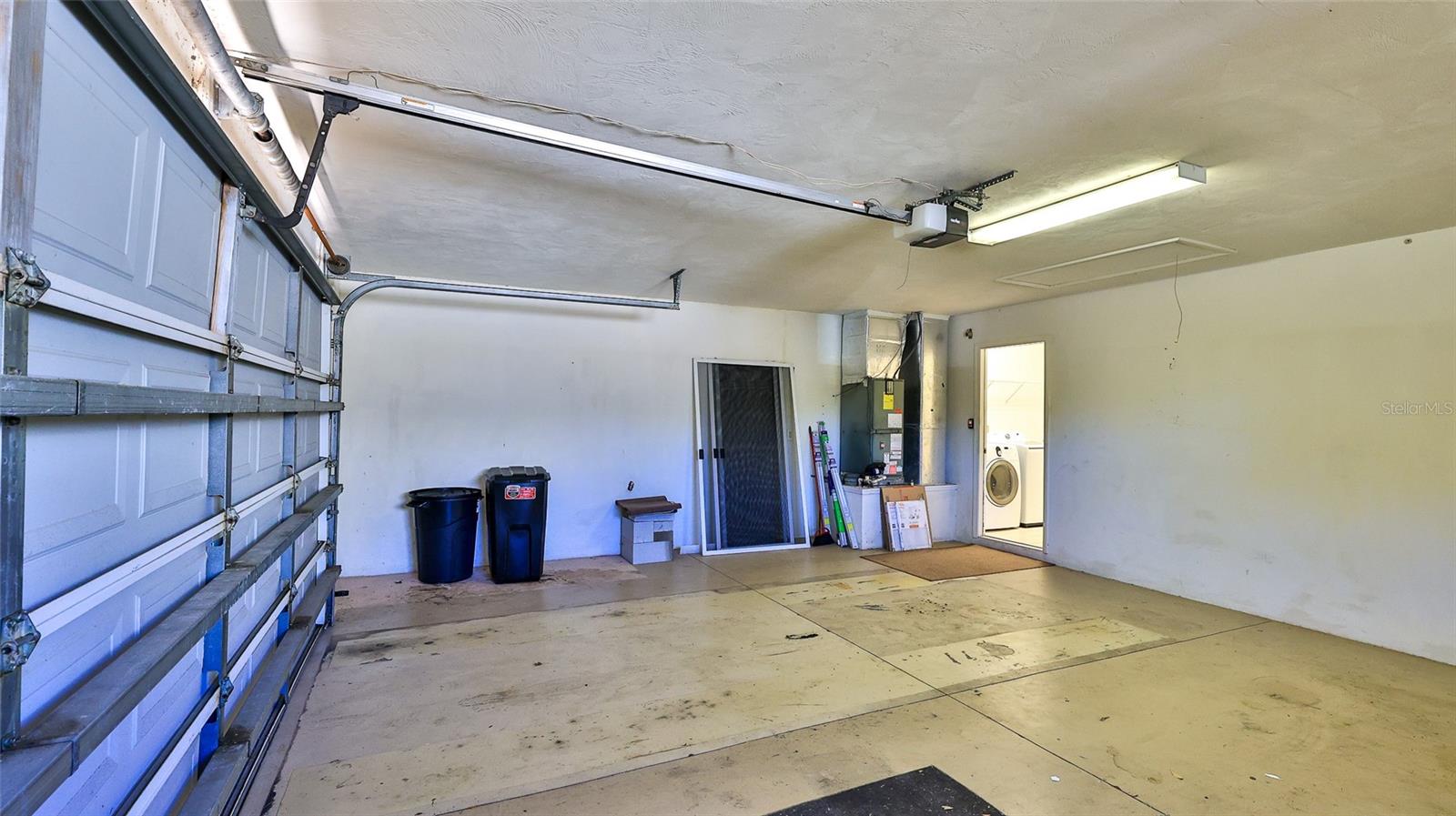 Image 26 of 33 For 6125 Sabal Point Circle