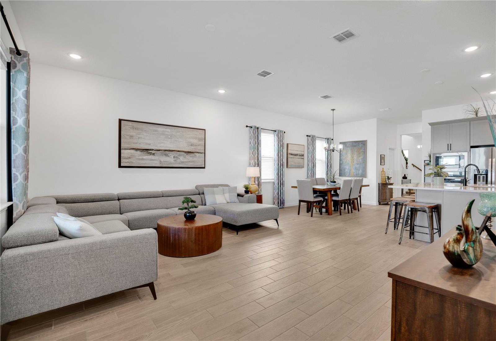 Image 10 of 39 For 731 Firerock Lane