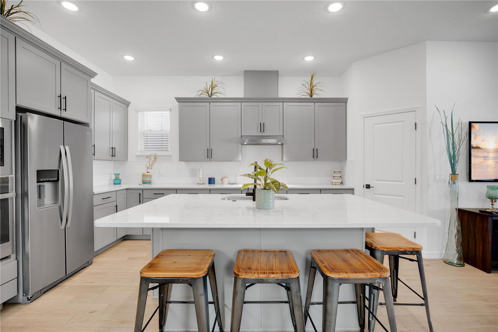 Image 5 of 39 For 731 Firerock Lane