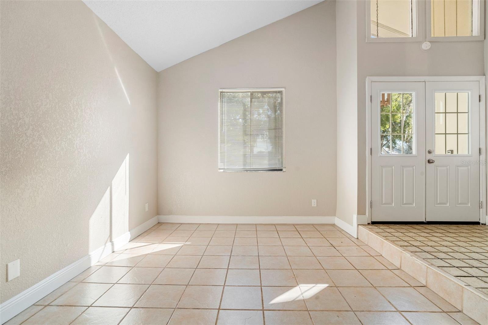 Image 13 of 62 For 4044 Rose Petal Lane