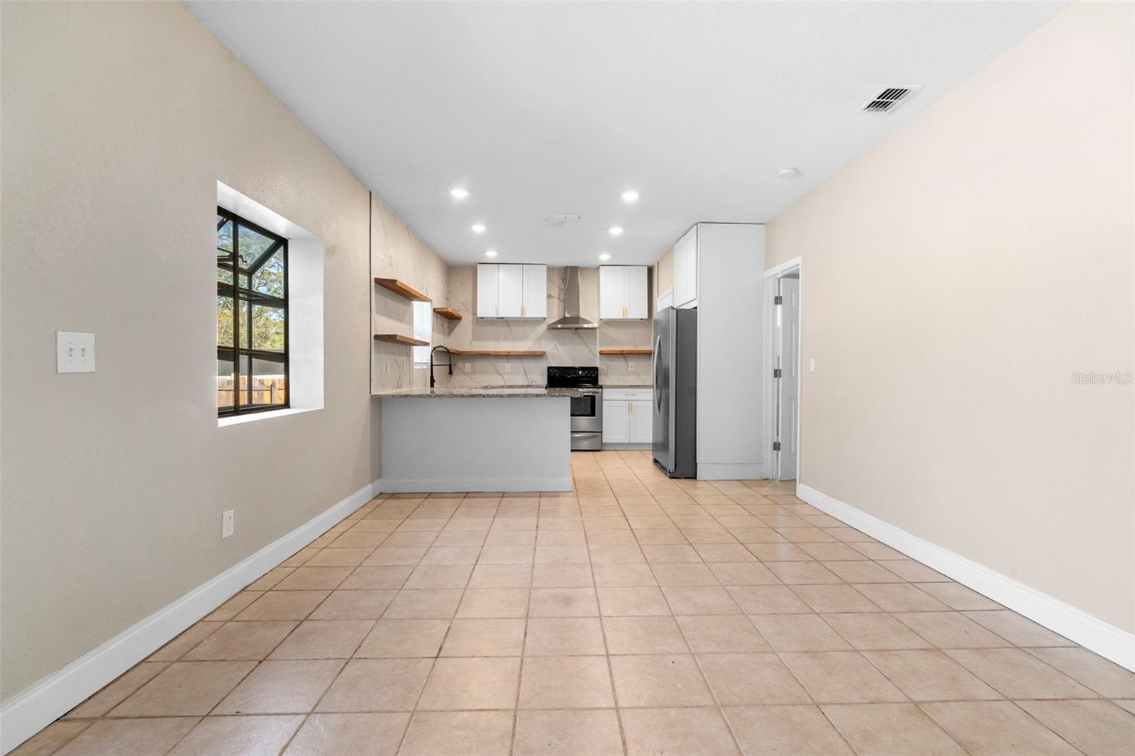 Image 22 of 62 For 4044 Rose Petal Lane