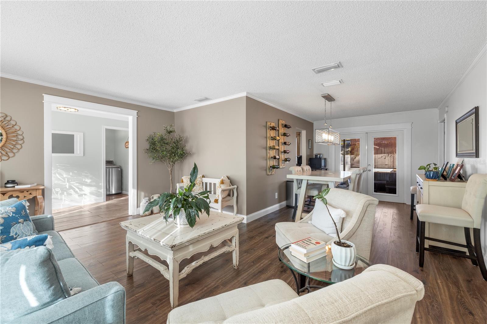 Image 6 of 28 For 2843 Oak Tree Lane