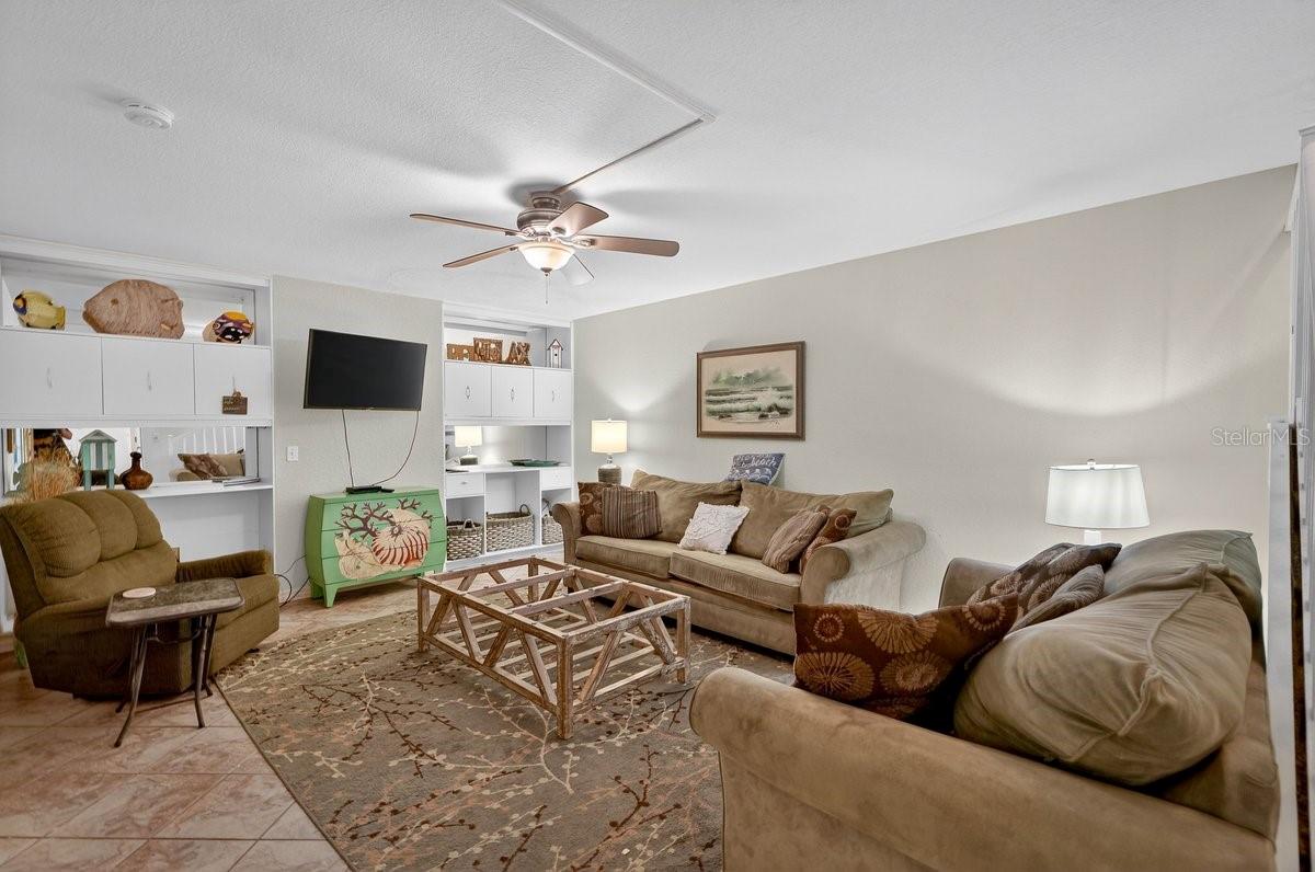 Image 6 of 38 For 4150 Atlantic Avenue 114b