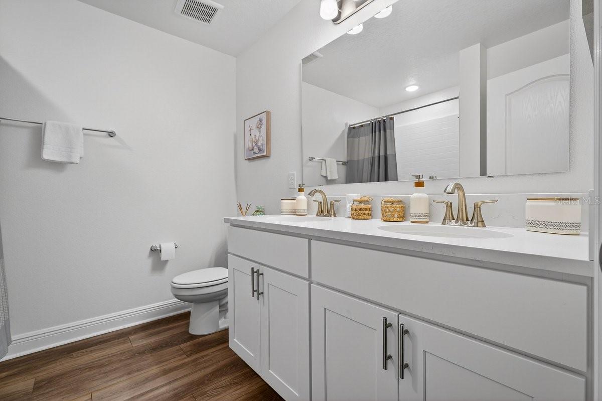 Image 41 of 72 For 3828 Atlantic Avenue