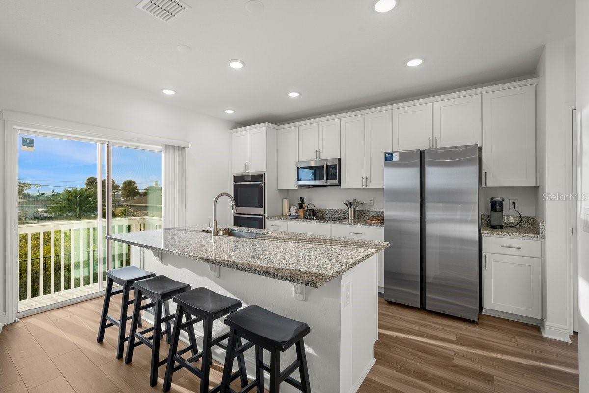 Image 5 of 72 For 3828 Atlantic Avenue