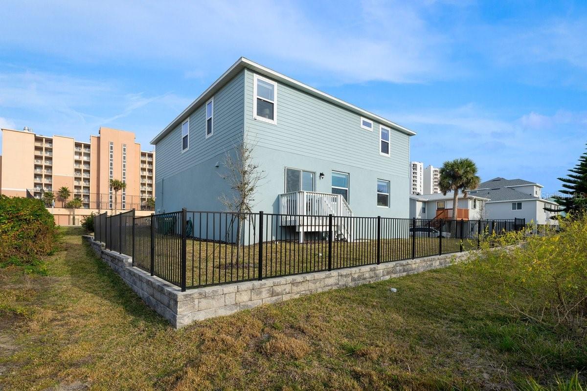 Image 59 of 72 For 3828 Atlantic Avenue