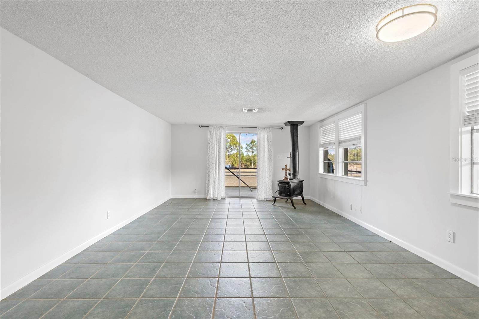 Image 36 of 58 For 42554 Maggie Jones Road