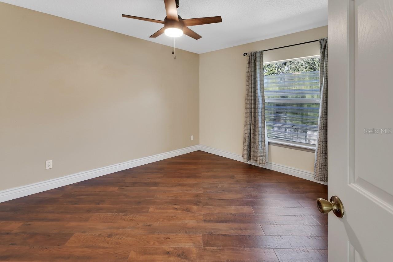 Image 17 of 40 For 1221 Bramley Lane