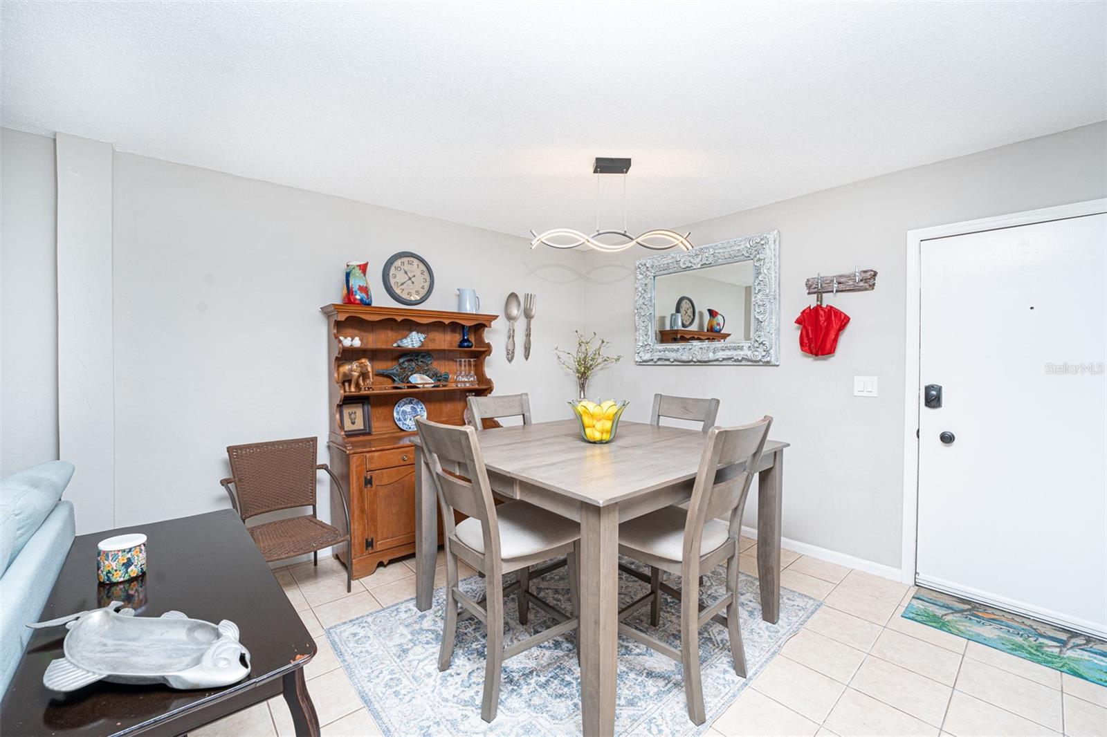 Image 10 of 34 For 3800 Saxon Drive 150