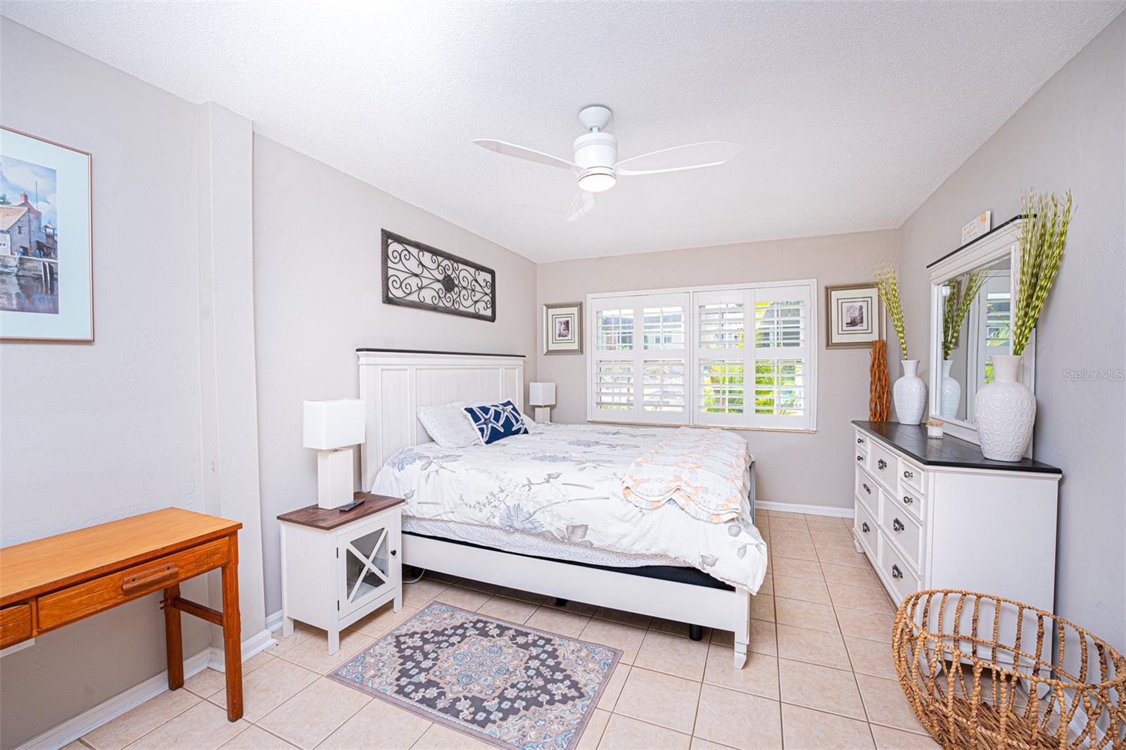 Image 15 of 34 For 3800 Saxon Drive 150