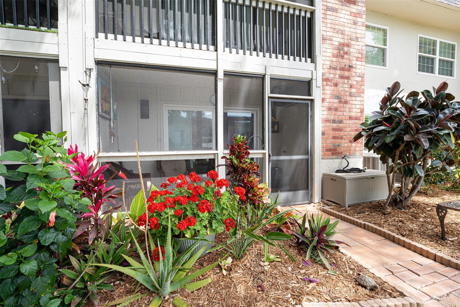 Image 21 of 34 For 3800 Saxon Drive 150