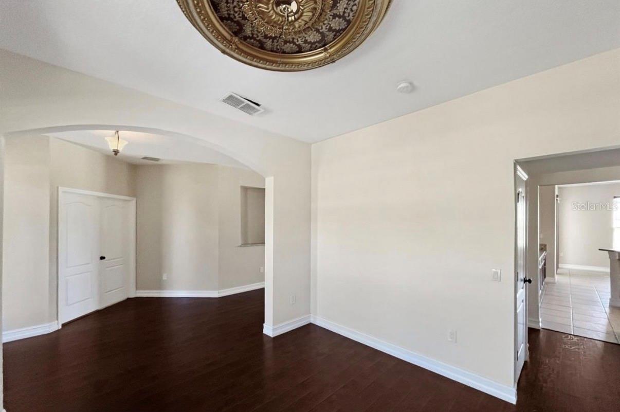 Image 4 of 21 For 3545 Starbird Drive