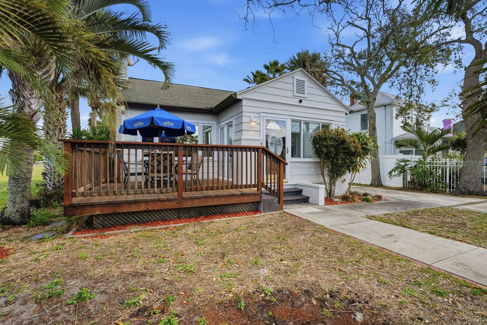 Image 46 of 54 For 21 Halifax Avenue