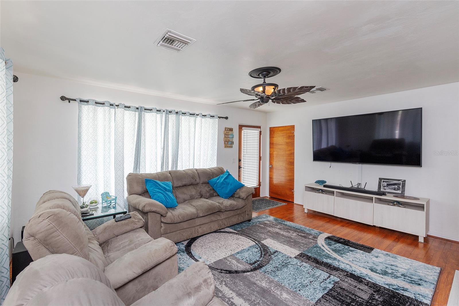 Image 6 of 34 For 59 Arroyo Parkway