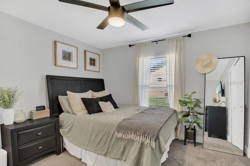 Image 19 of 53 For 7220 Lake Drive