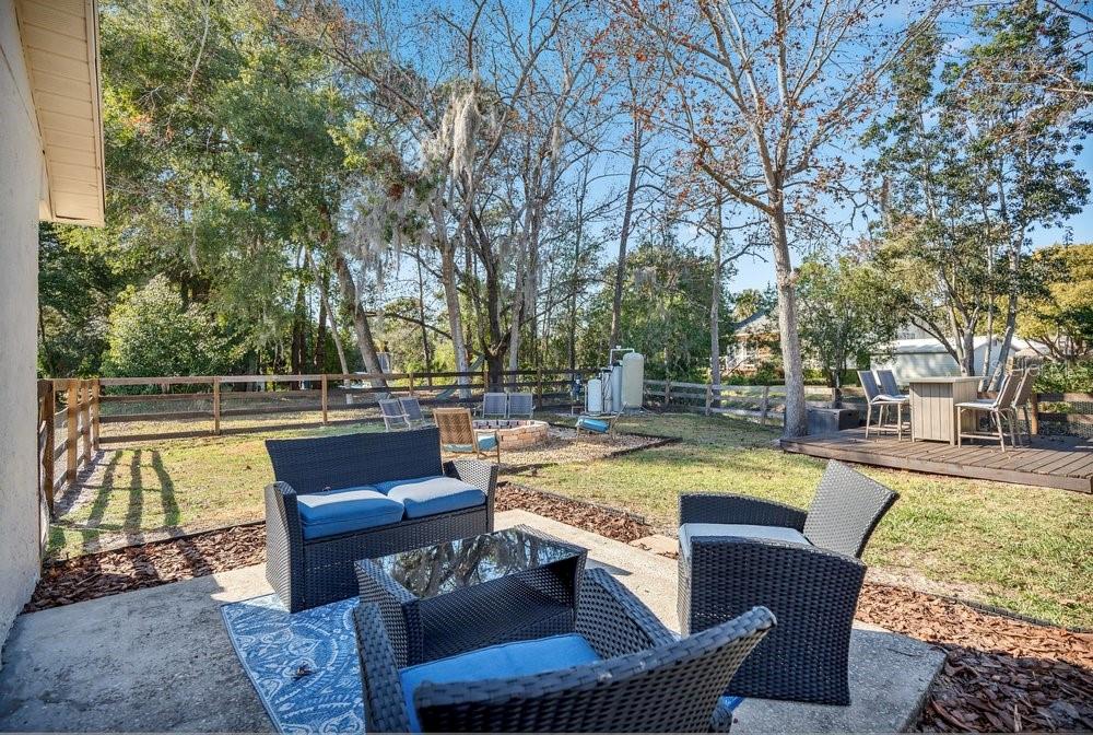 Image 21 of 53 For 7220 Lake Drive