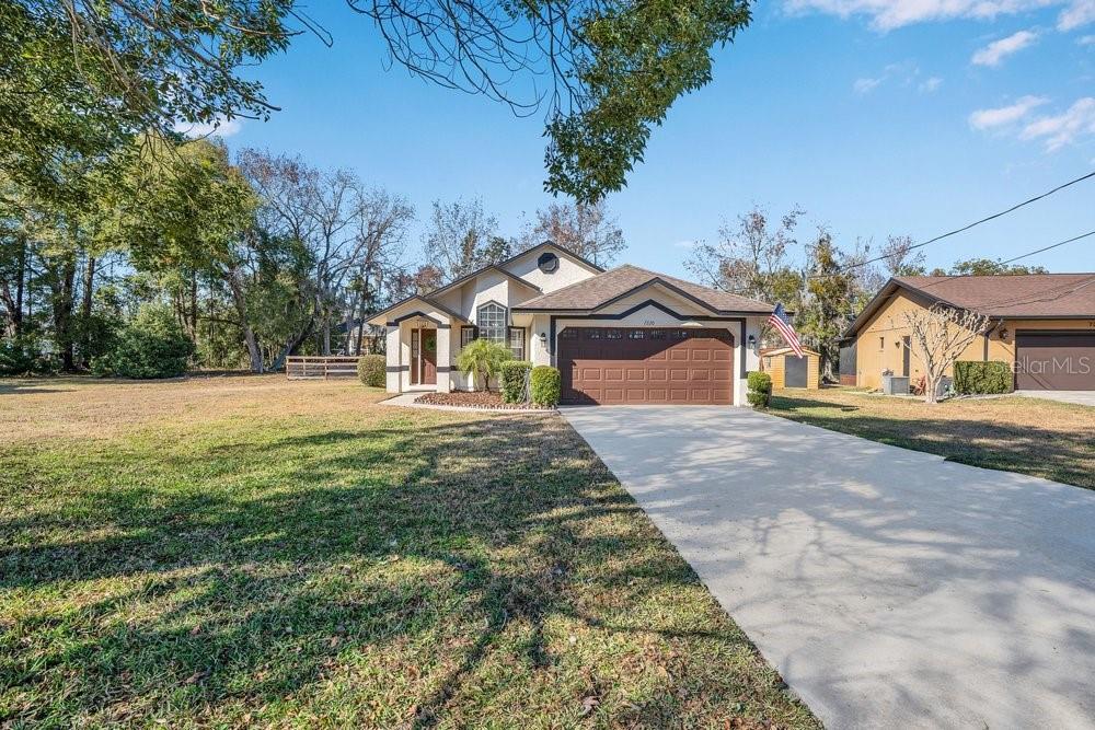 Image 3 of 53 For 7220 Lake Drive