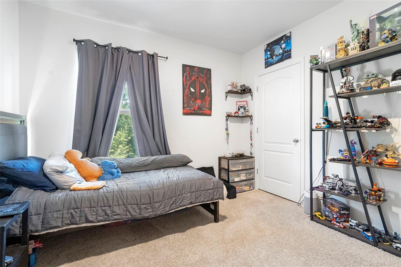 Image 37 of 49 For 142 Victoria Oaks Boulevard