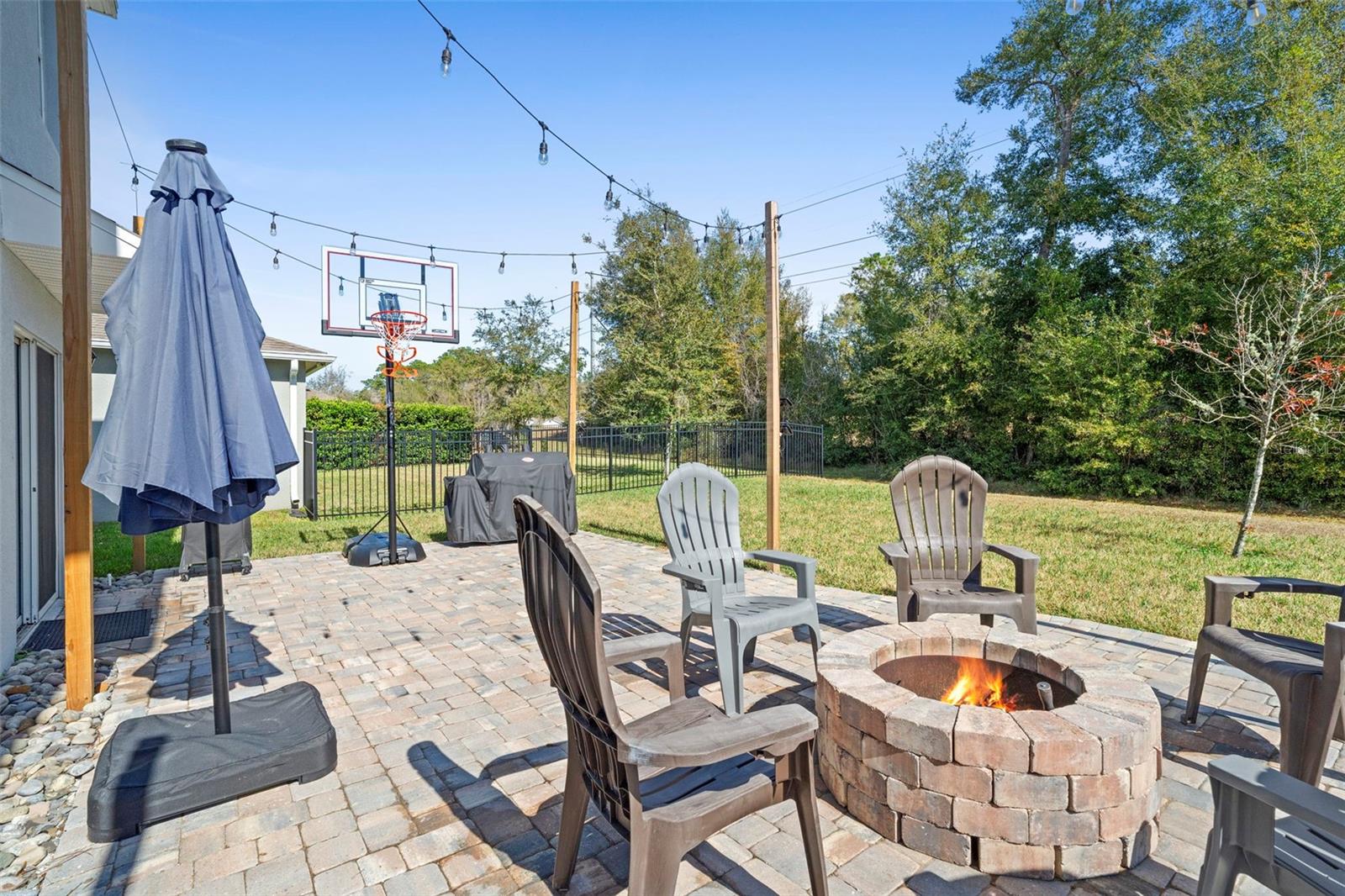 Image 41 of 49 For 142 Victoria Oaks Boulevard