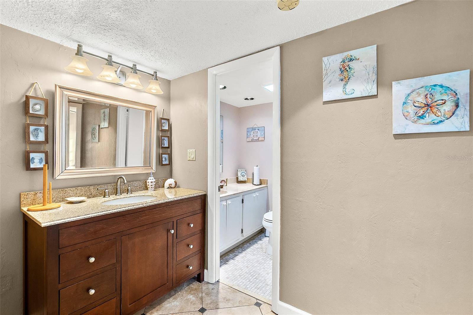 Image 24 of 49 For 3051 Atlantic Avenue 1806