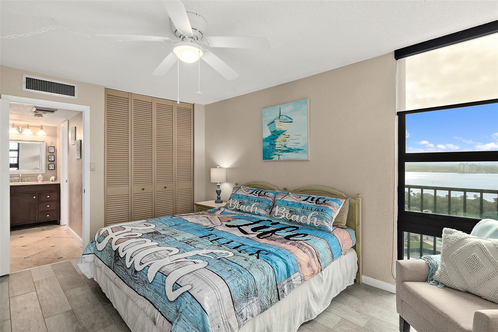 Image 28 of 49 For 3051 Atlantic Avenue 1806