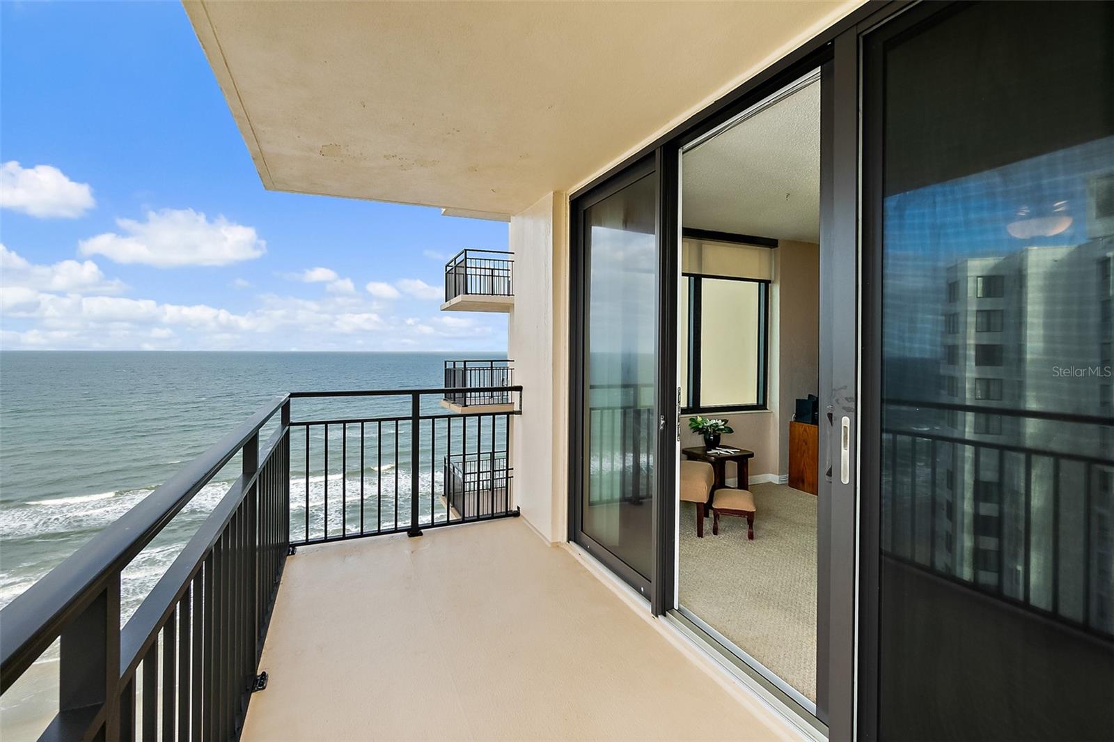 Image 34 of 49 For 3051 Atlantic Avenue 1806