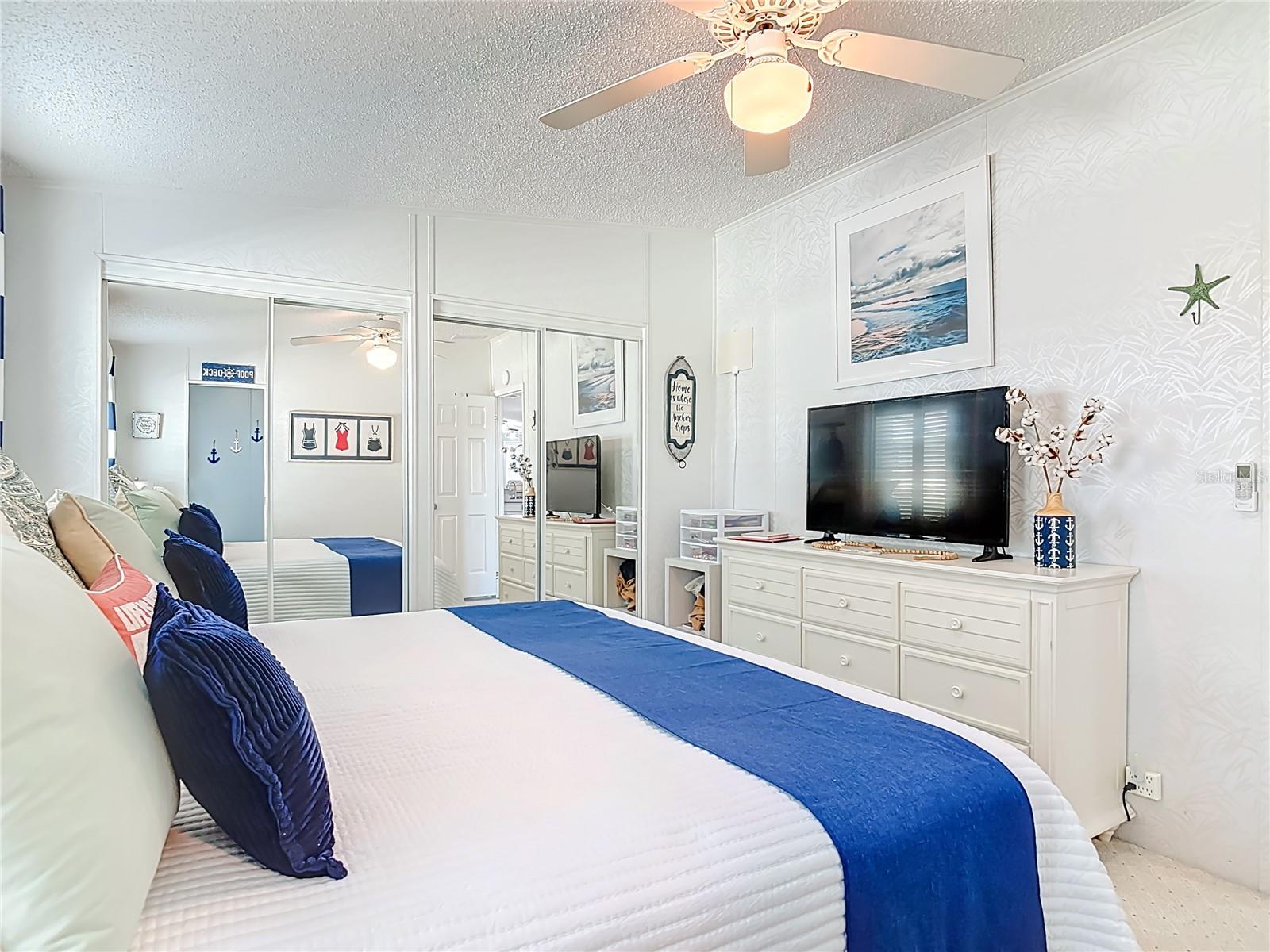 Listing photo id 19 for 70 & 71 Eagle Point S