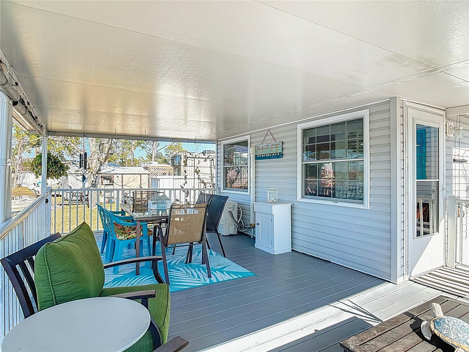 Listing photo id 25 for 70 & 71 Eagle Point S