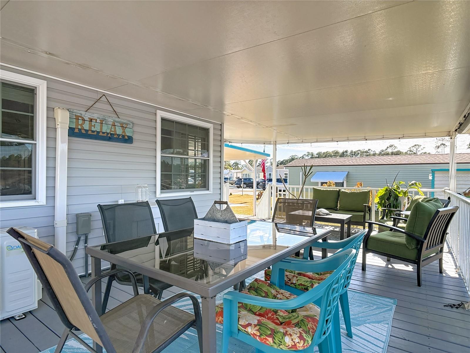 Listing photo id 26 for 70 & 71 Eagle Point S