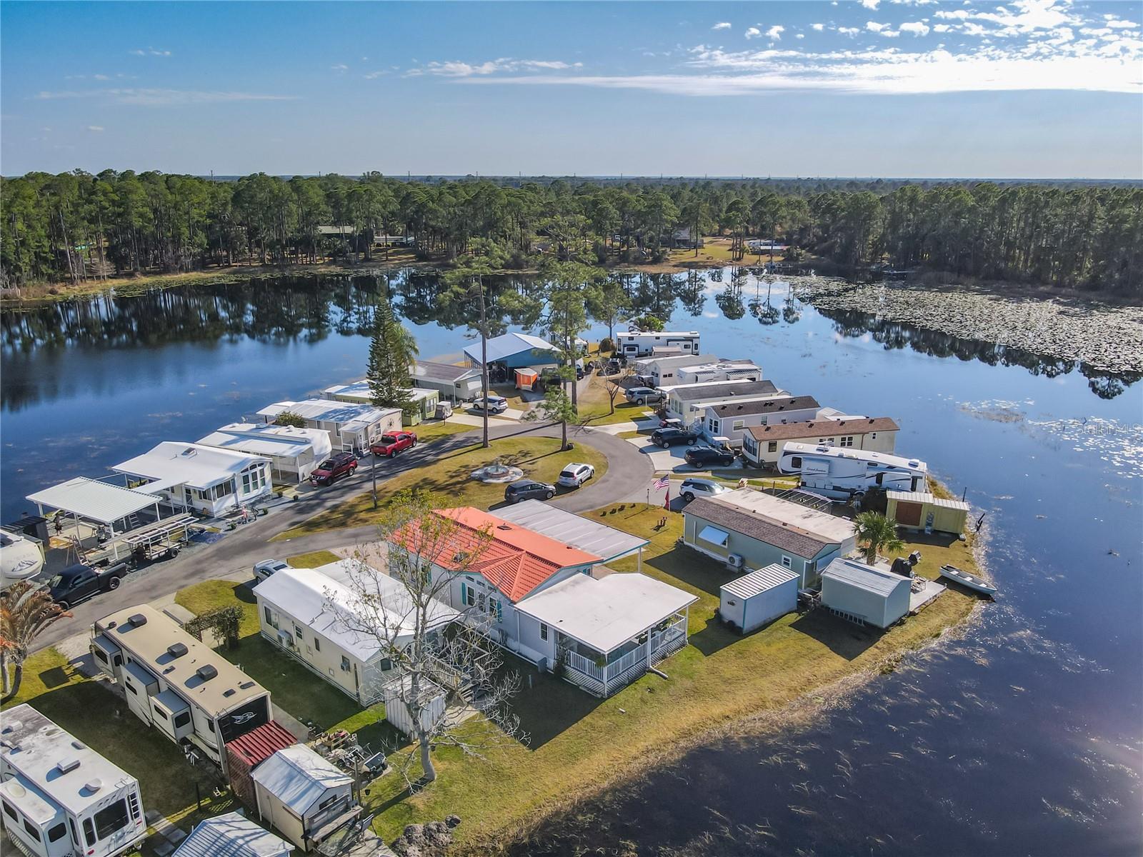 Listing photo id 36 for 70 & 71 Eagle Point S